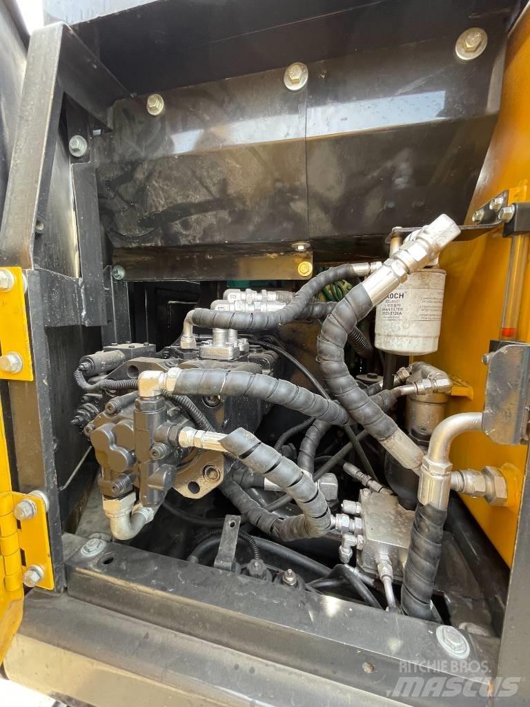 Volvo EC 140 Midigraafmachines 7t - 12t