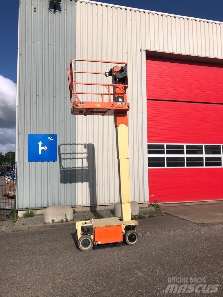 JLG 1230 ES Personenliften en invalideliften