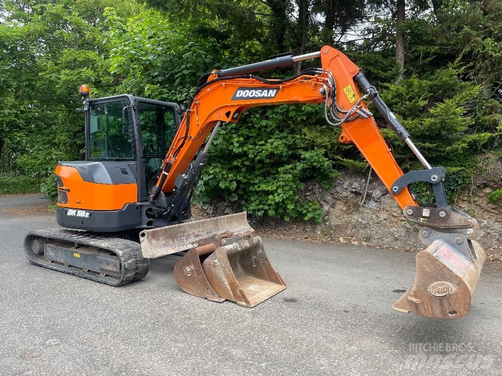 Doosan DX 50 Z Minigraafmachines < 7t