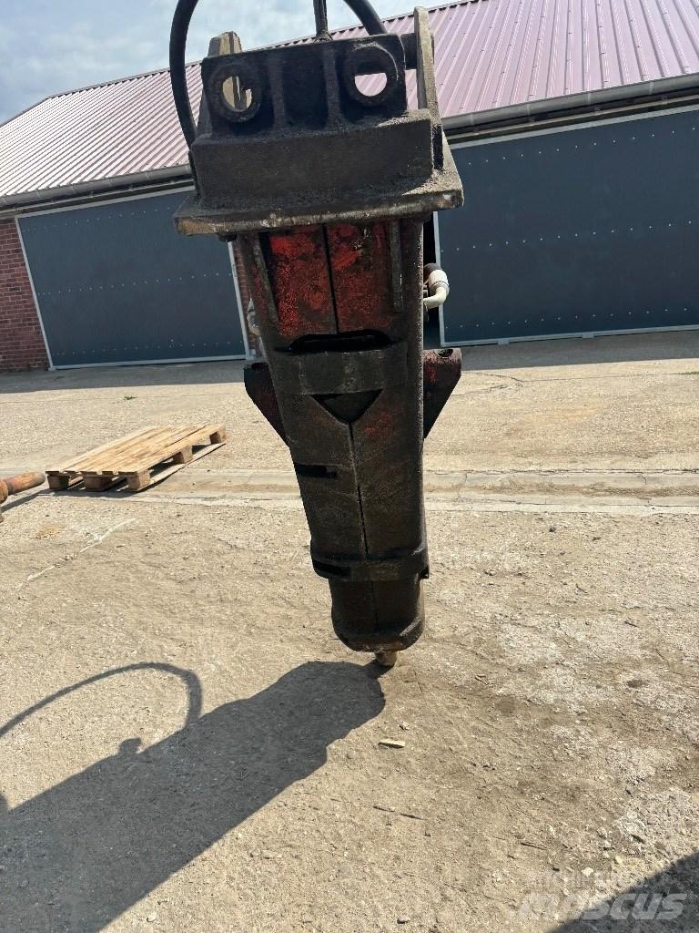 Sandvik BR 1229 Hamers en brekers