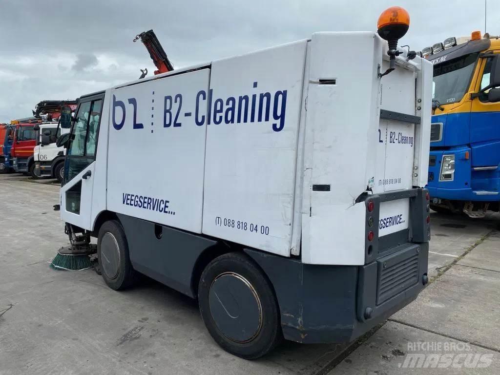 Mfh 2500 Veegmachines