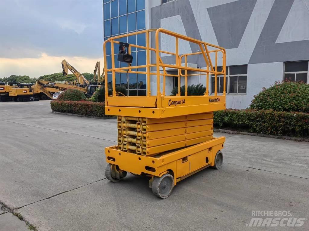 Haulotte COMPACT 14 Schaarhoogwerkers