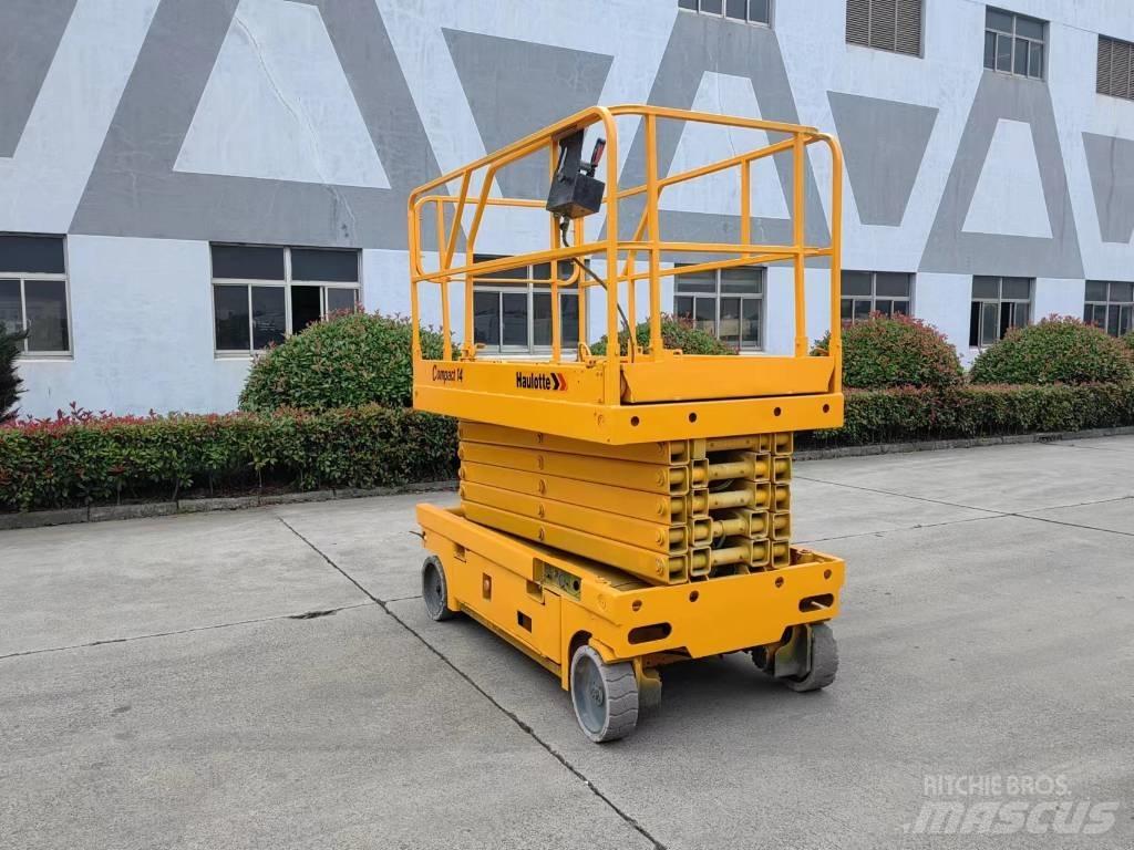 Haulotte COMPACT 14 Schaarhoogwerkers