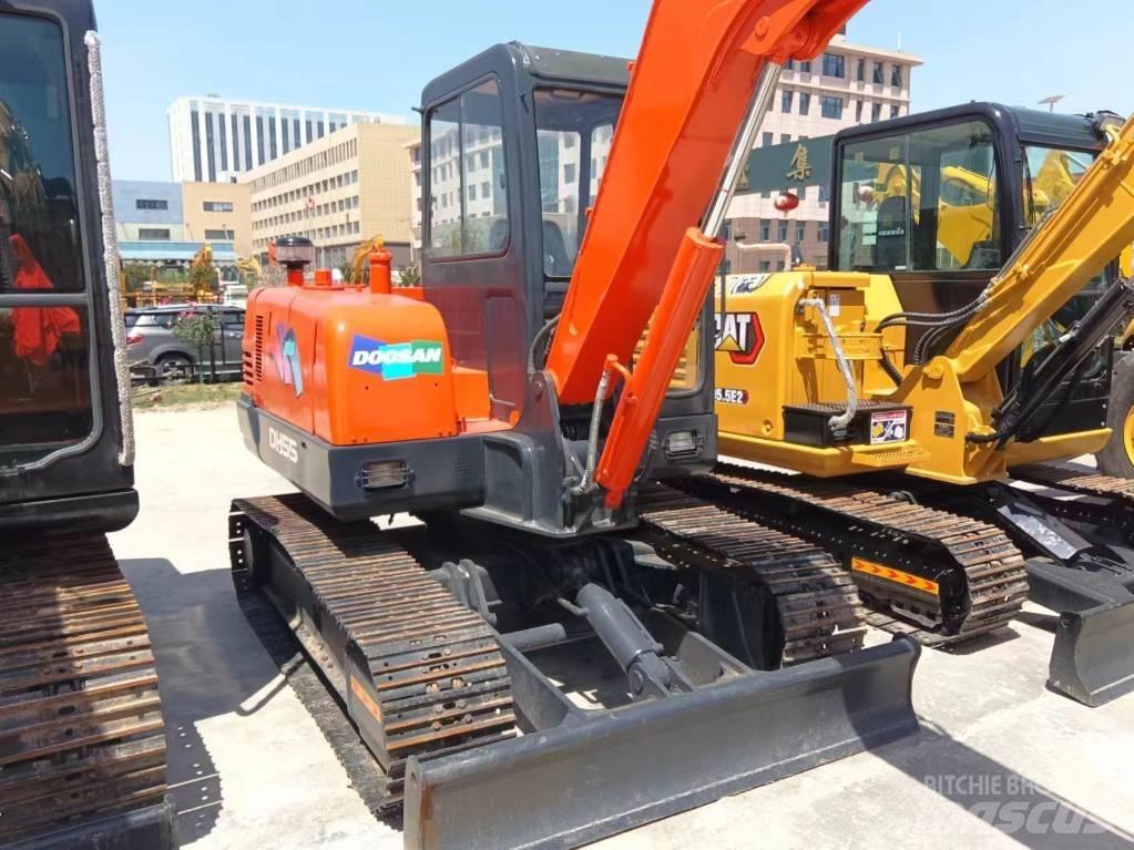 Doosan DH 55 Minigraafmachines < 7t