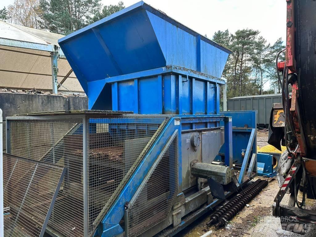 Lindner T1500 Shredders