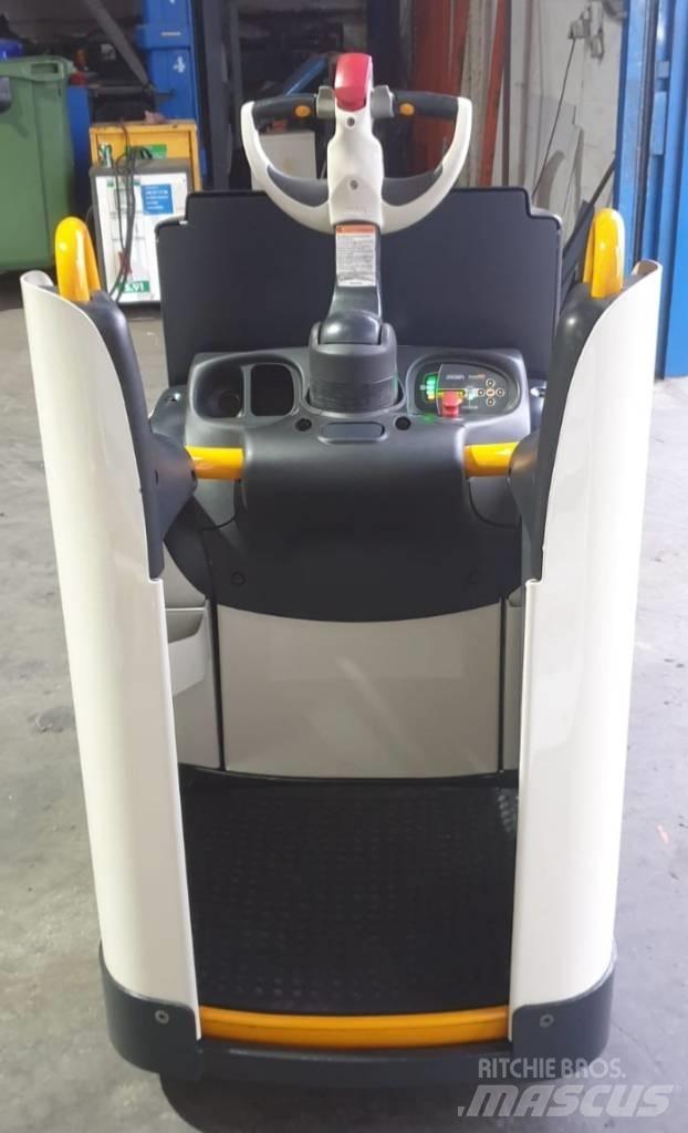 Crown WT 3040 Meerij pallettruck met platform