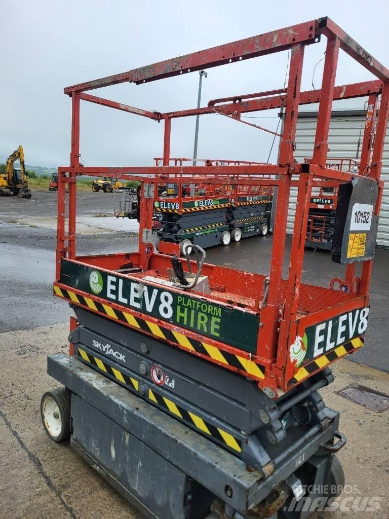 SkyJack 32/19 Schaarhoogwerkers