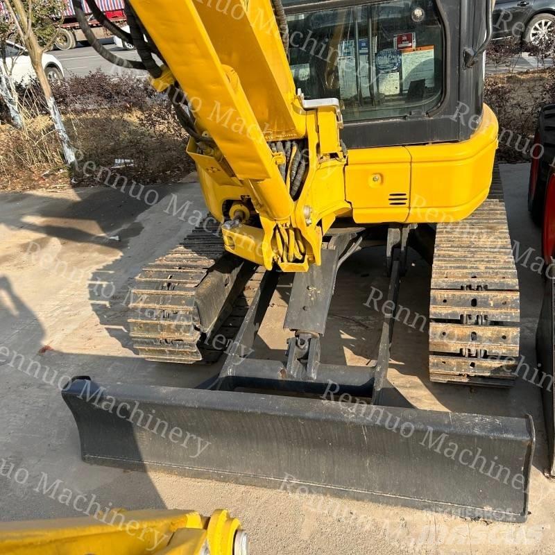 Komatsu PC35MR Minigraafmachines < 7t