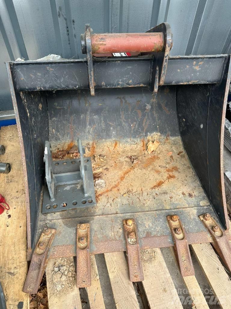 Cseri Tieflöffel 800 Bouw - Overige