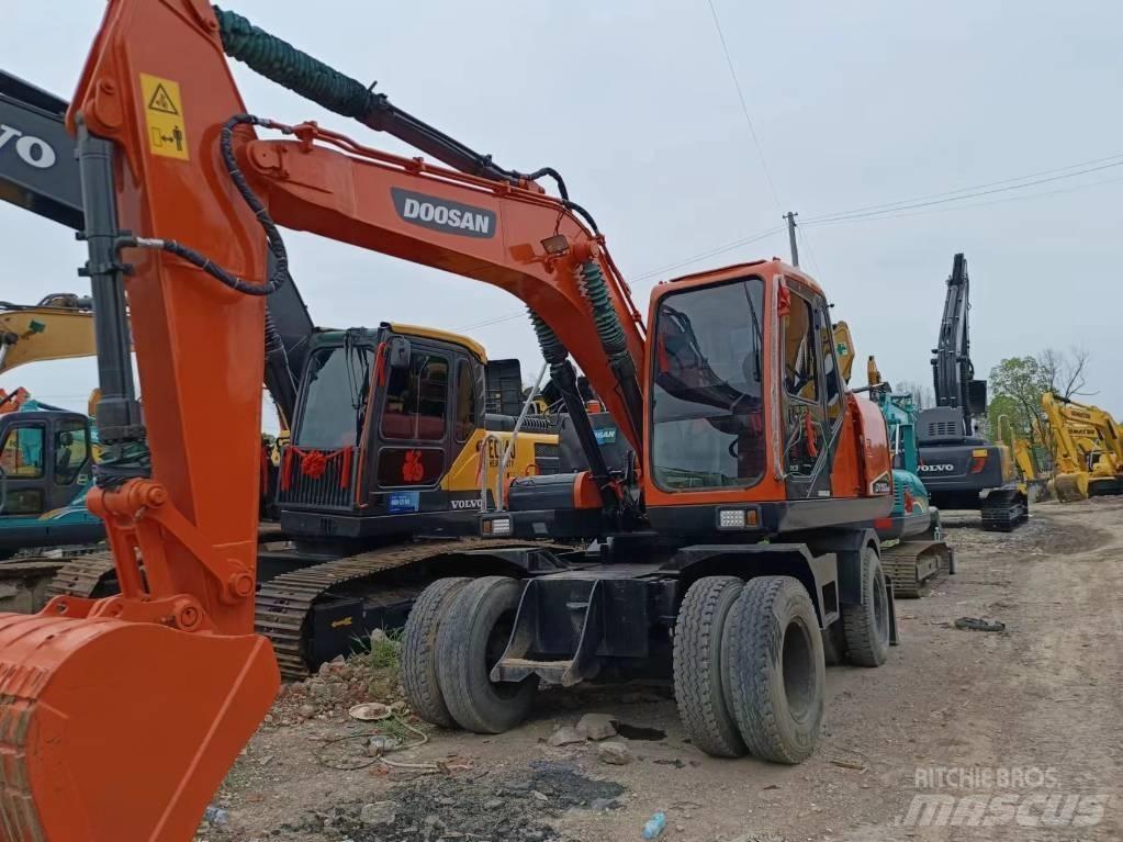 Doosan 150 W Wielgraafmachines