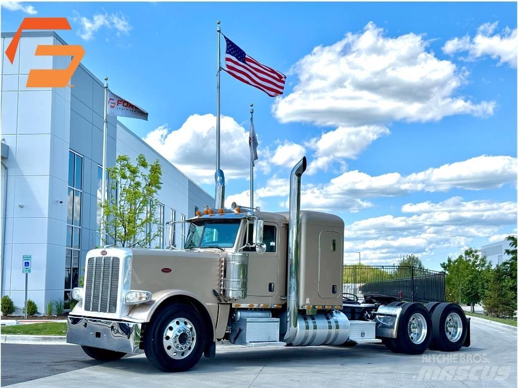 Peterbilt 389 Trekkers
