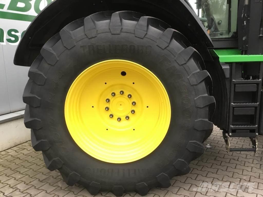 John Deere 7R330 Tractoren