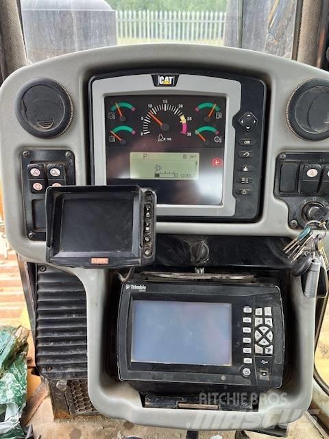 CAT D 6 T LGP Rupsdozers