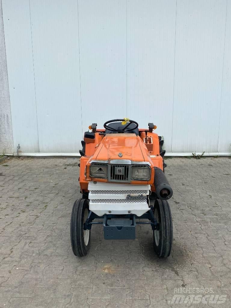 Kubota B1702-M Compacttrekkers