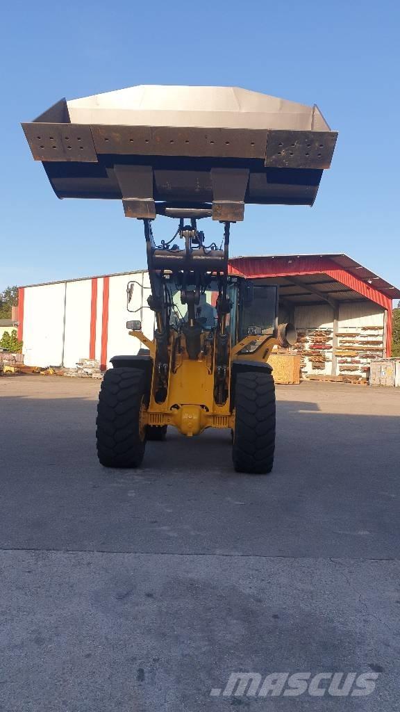 Volvo L 120 H Wielladers