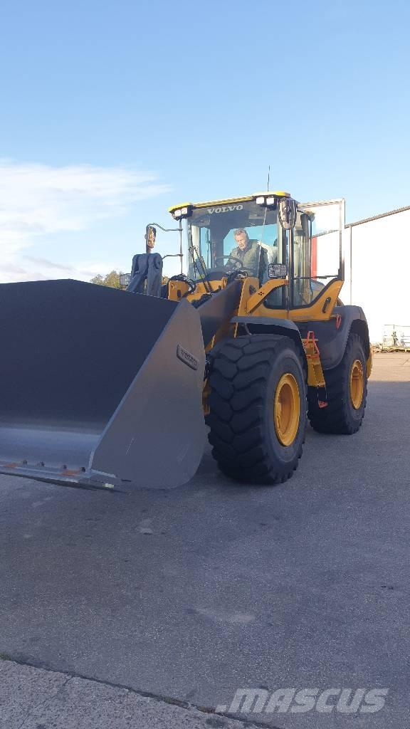Volvo L 120 H Wielladers