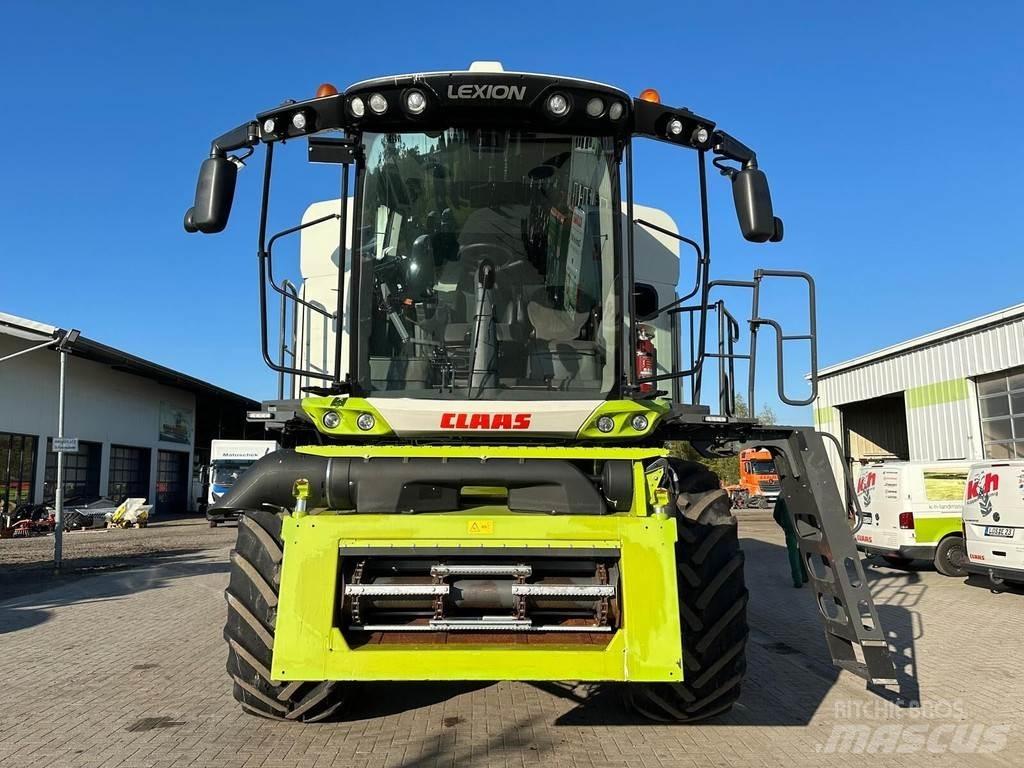 CLAAS 7400 Maaidorsmachines