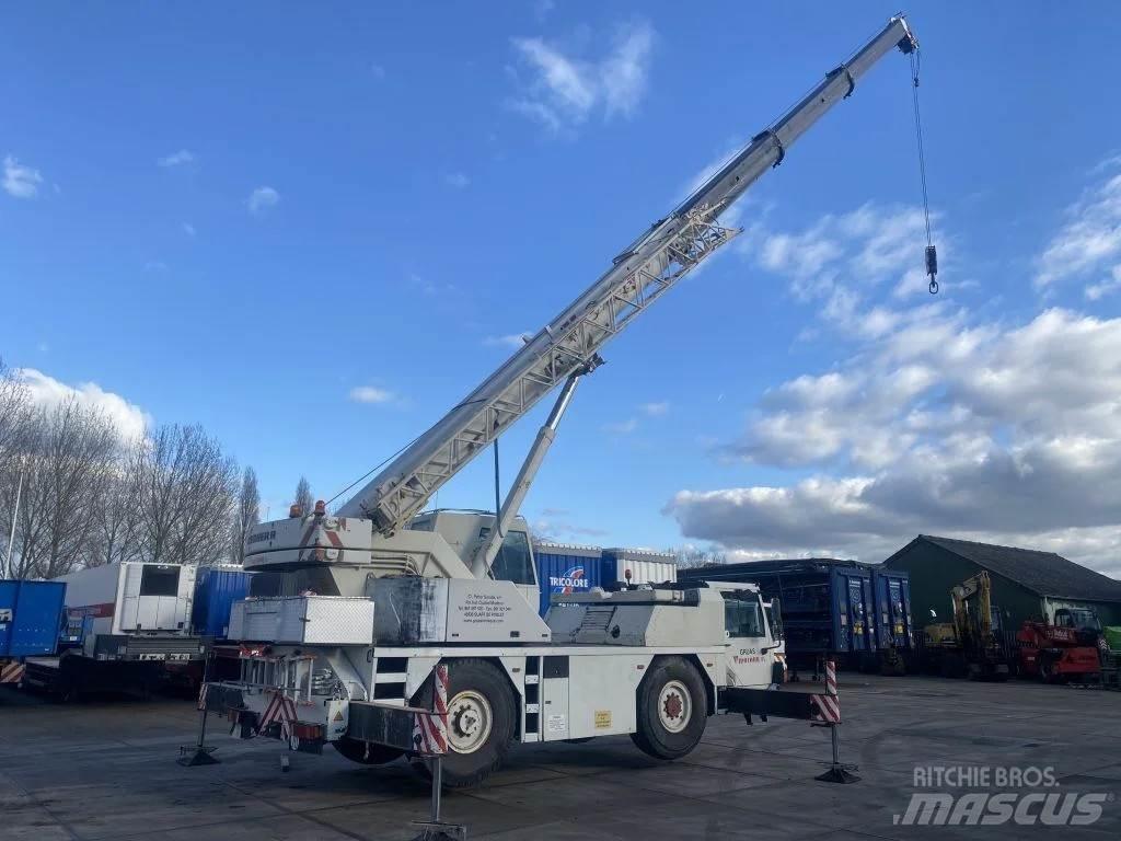 Liebherr LTM1030 Kranen voor alle terreinen