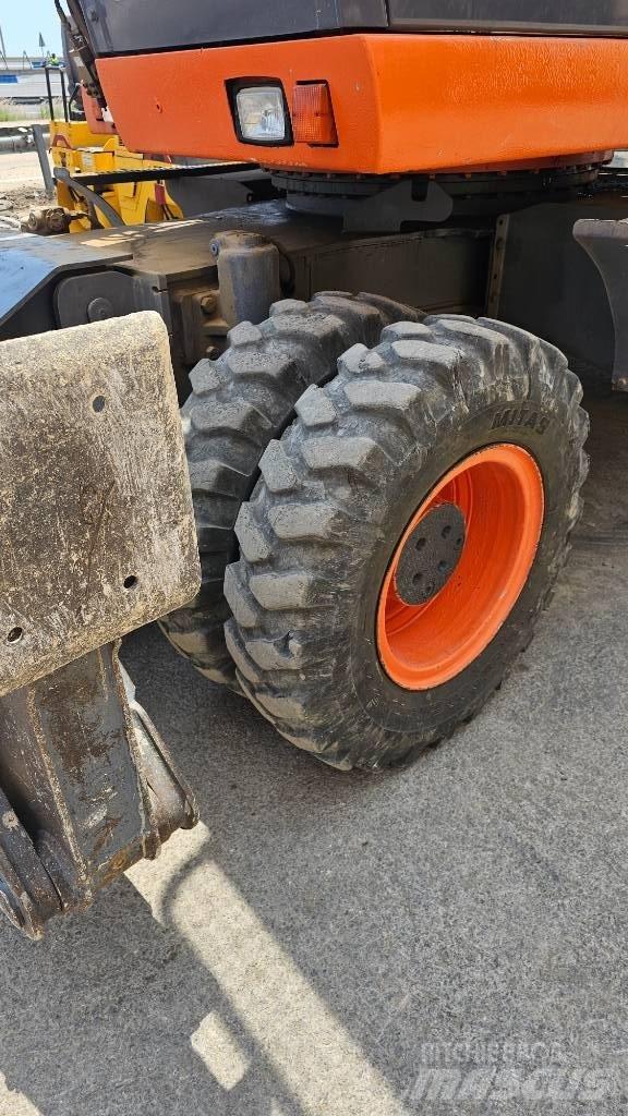 Fiat-Kobelco E215W Wielgraafmachines