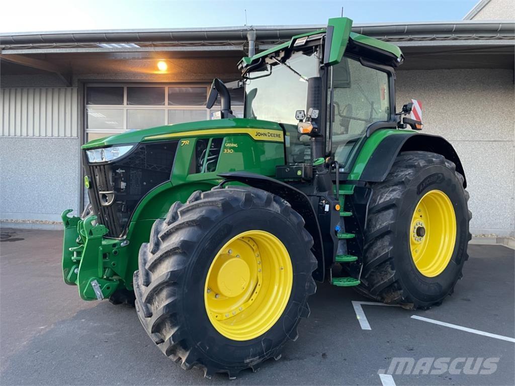John Deere 7R330 Tractoren