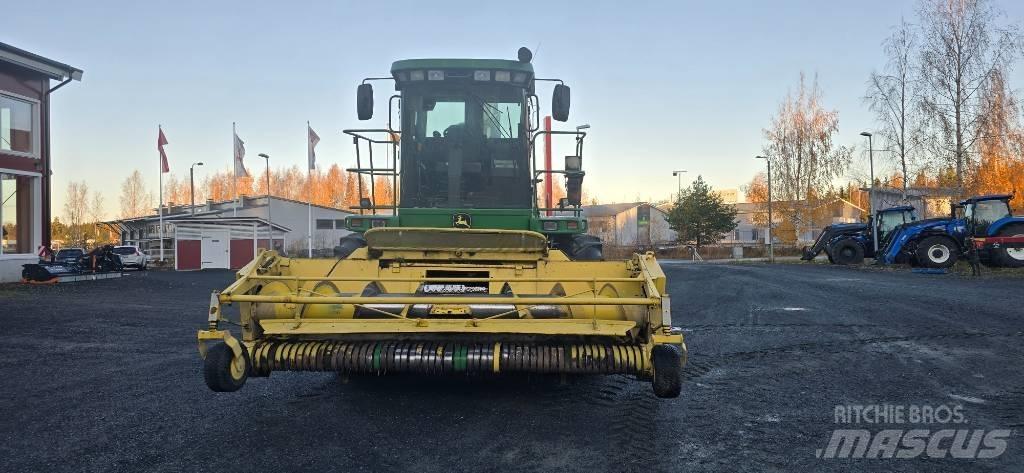 John Deere 7400 Zelfrijdende veldhakselaars