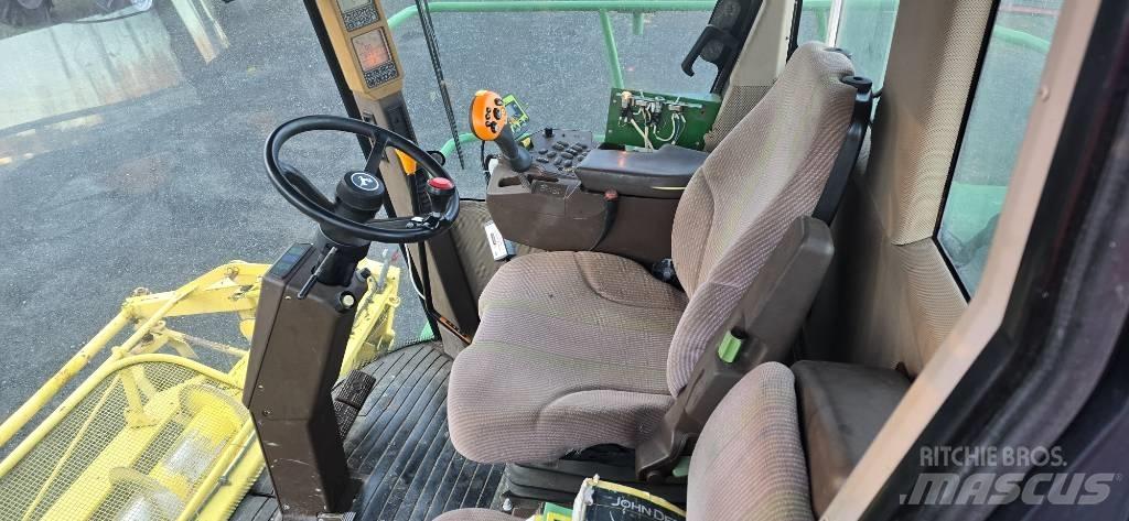 John Deere 7400 Zelfrijdende veldhakselaars