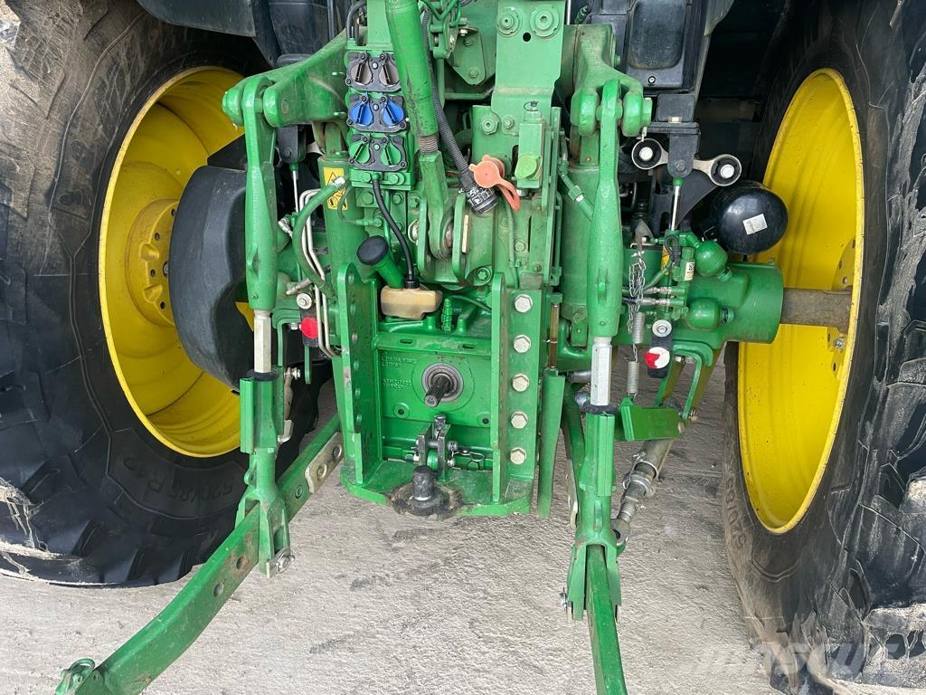 John Deere 6R 155 Tractoren