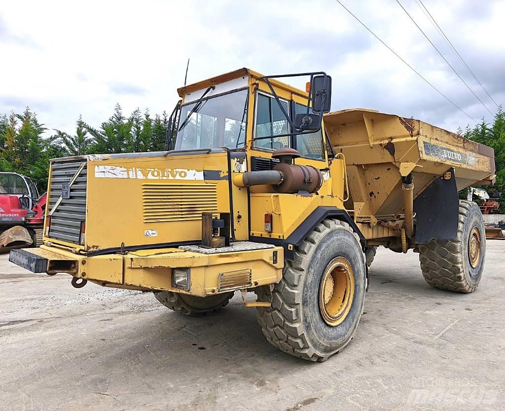 Volvo A 25 C Knik dumptrucks