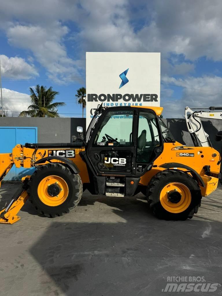 JCB 540-140 HiViz Verreikers