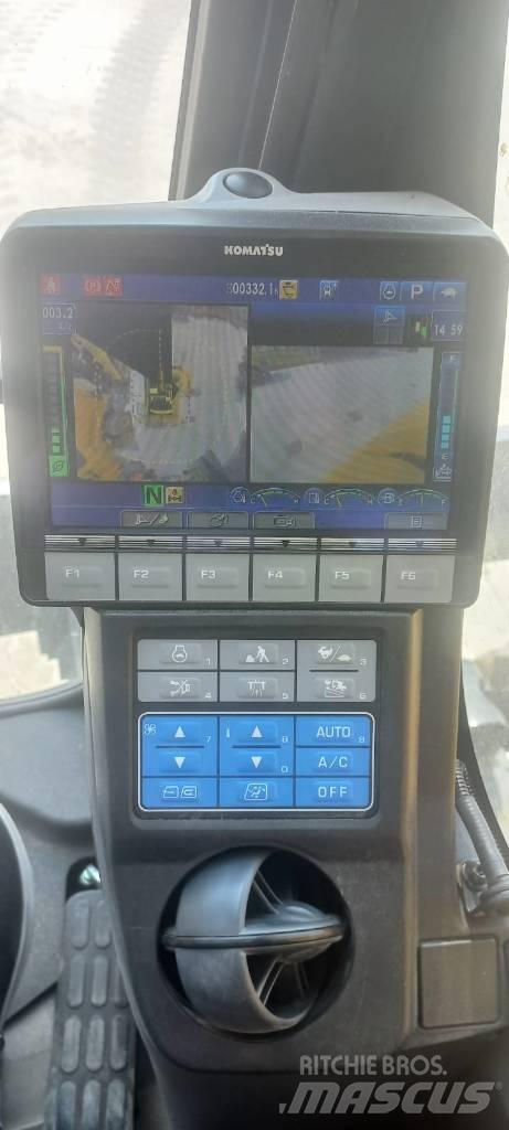 Komatsu PW148-11 Wielgraafmachines