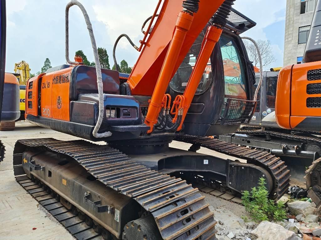 Hitachi ZX 200 Rupsgraafmachines
