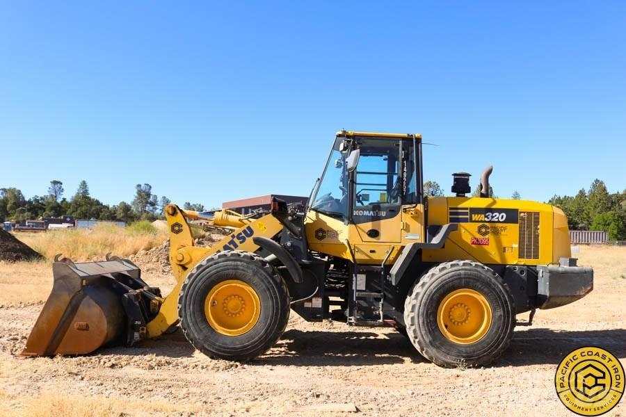Komatsu WA 320-7 Wielladers
