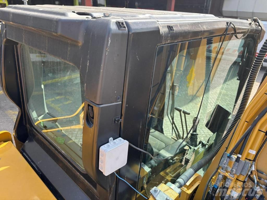CAT 330 Rupsgraafmachines