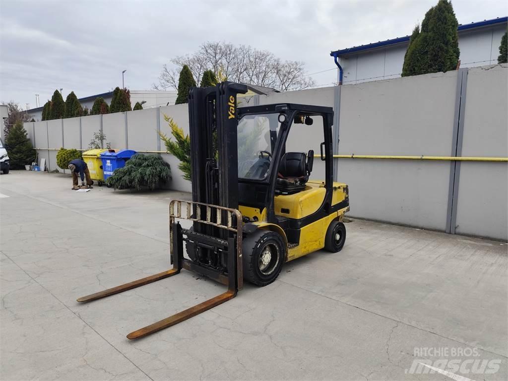 Yale GDP35VX Diesel heftrucks