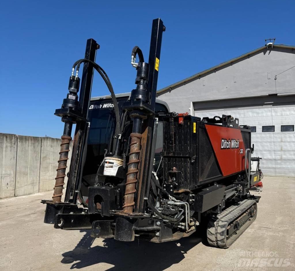 Ditch Witch AT32 Horizontale boorinstallaties