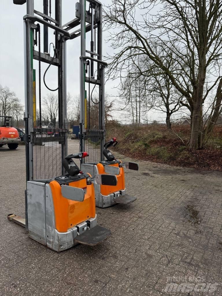 Still EXVSF 16 Zelfrijdende stapelaars