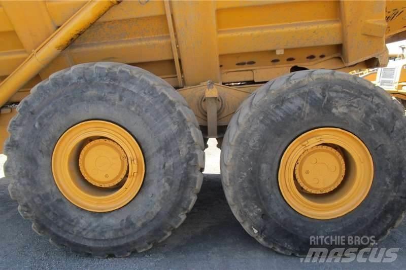 Bell B40D Knik dumptrucks