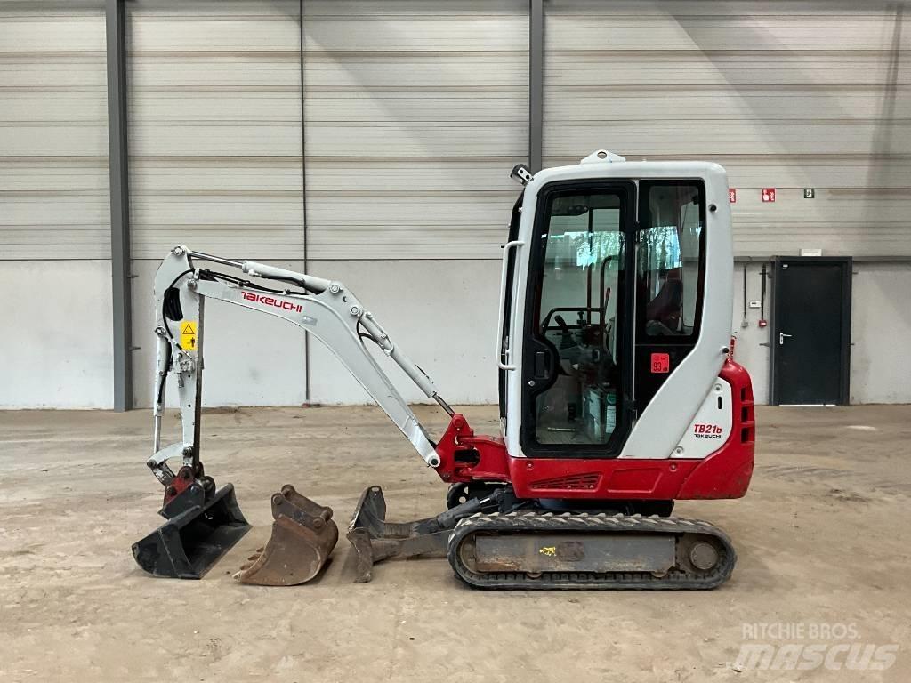 Takeuchi TB 216 Minigraafmachines < 7t