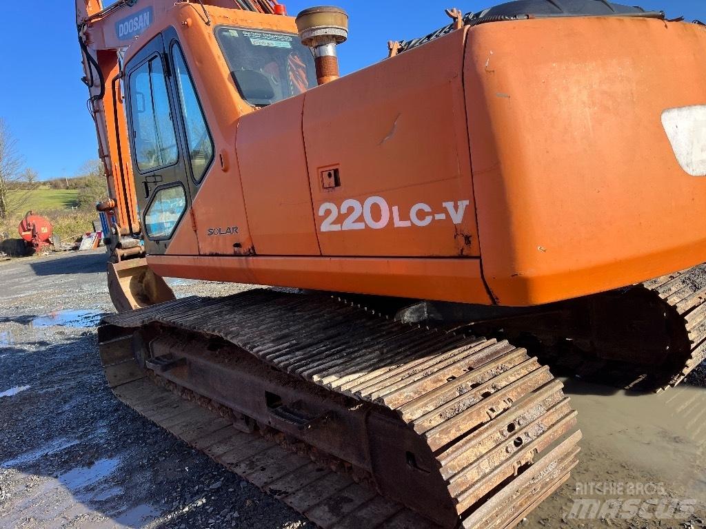 Doosan DX 220 Rupsgraafmachines