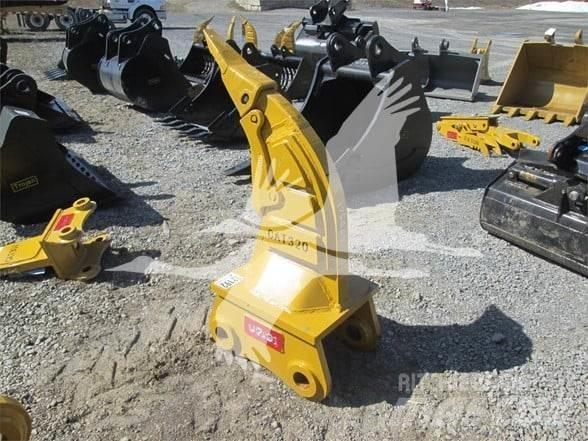 Emaq CAT320 Wegopbrekers