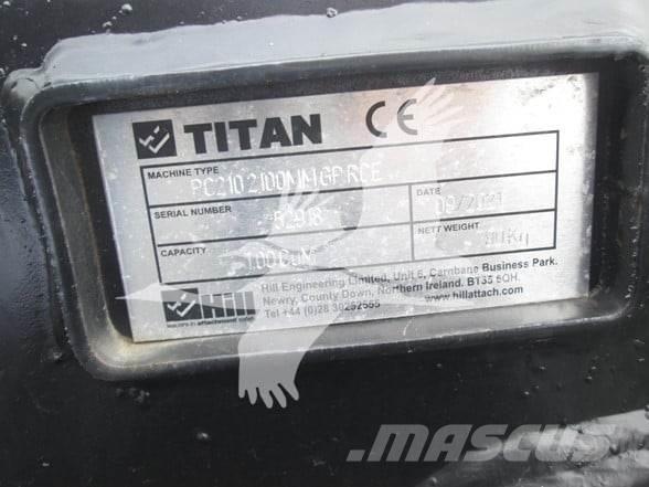 Titan CAT 320 Bakken