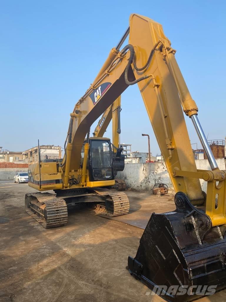 CAT 320 B Rupsgraafmachines