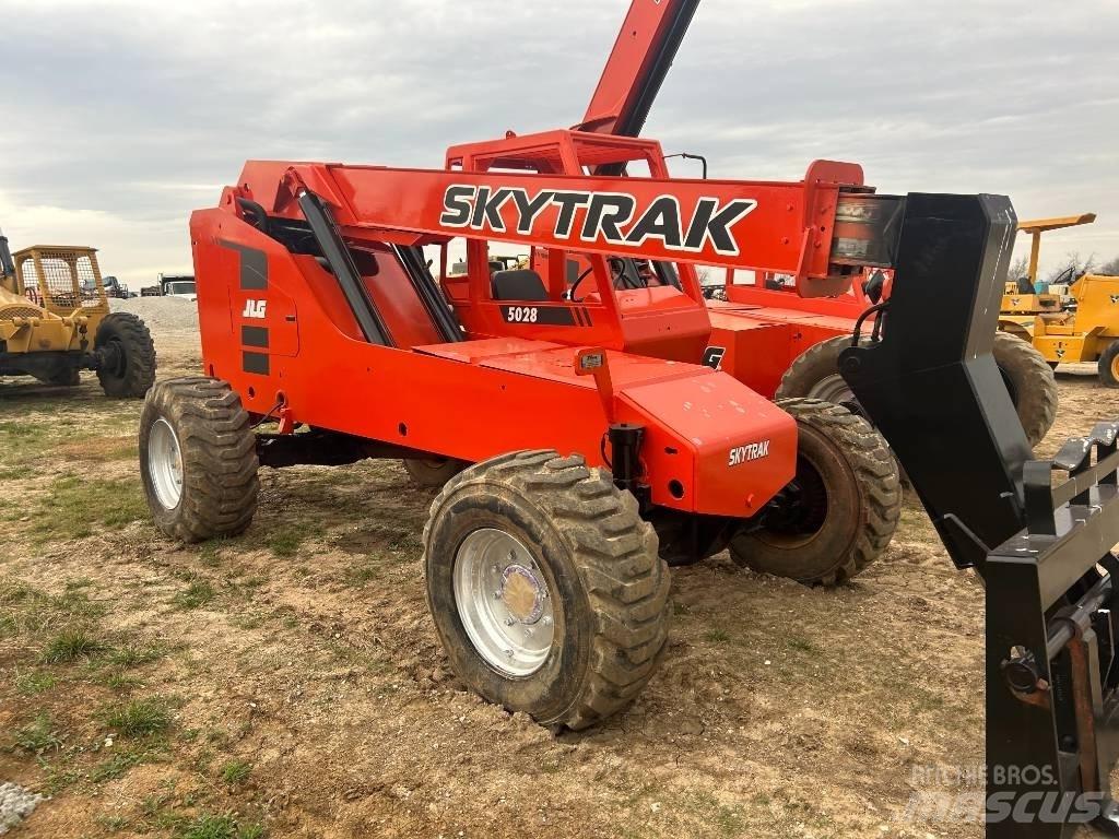 SkyTrak 5028 Verreikers