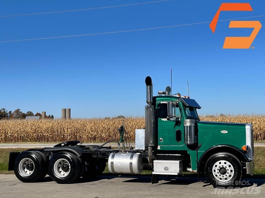 Peterbilt 379 Trekkers