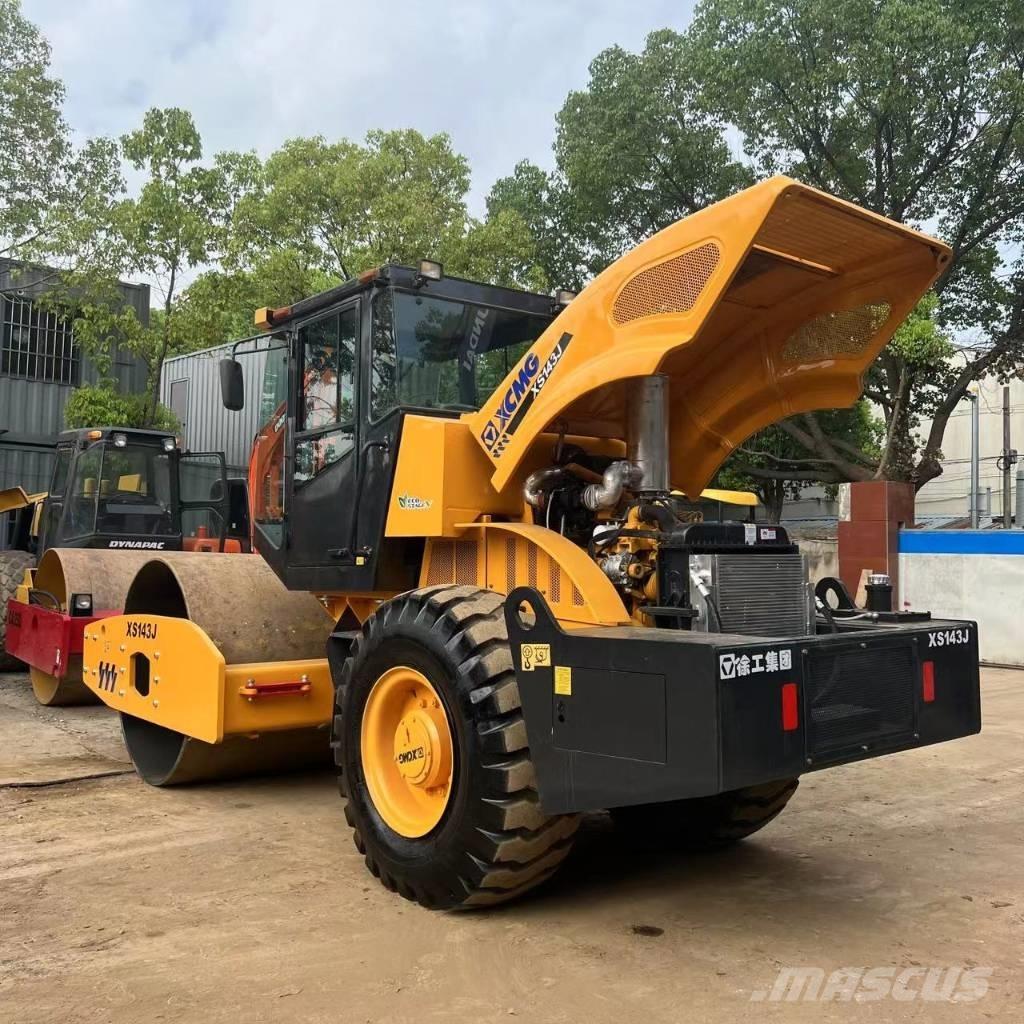 XCMG XS143J Trilrolwalsen