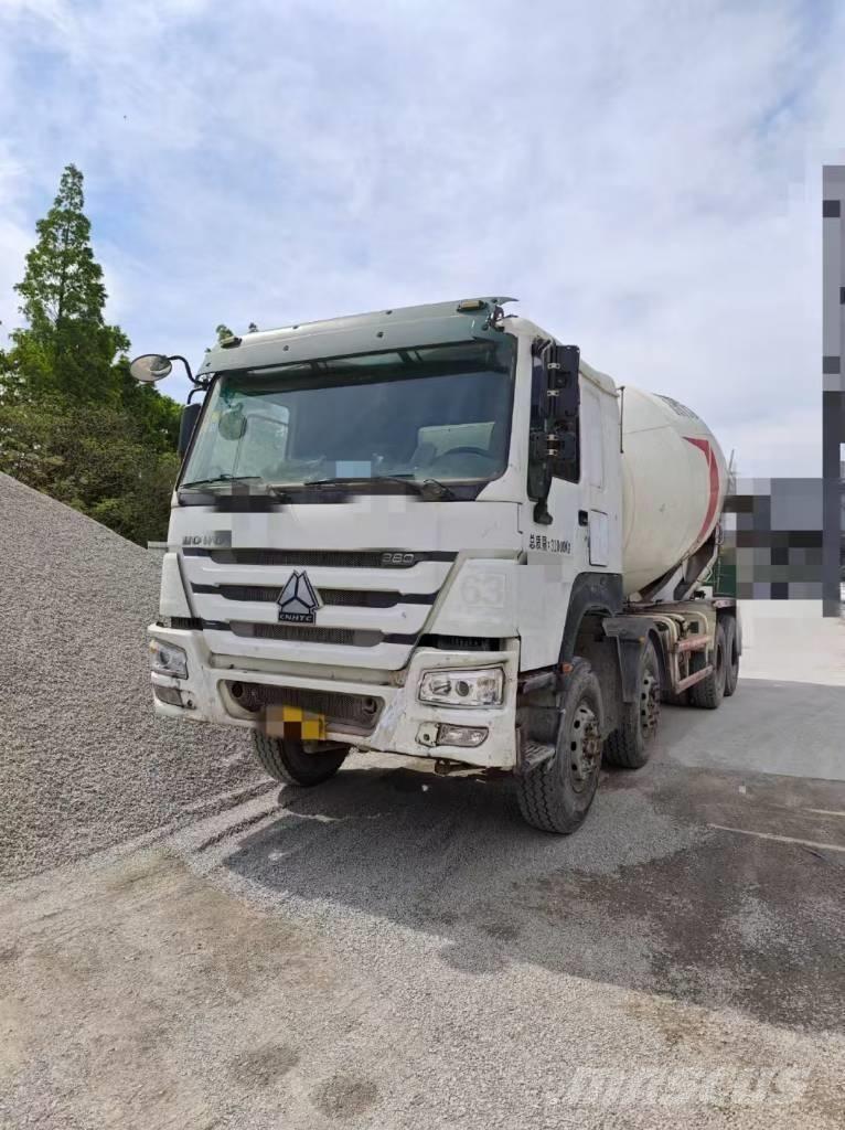 Howo 搅拌车 750 Betonmolens