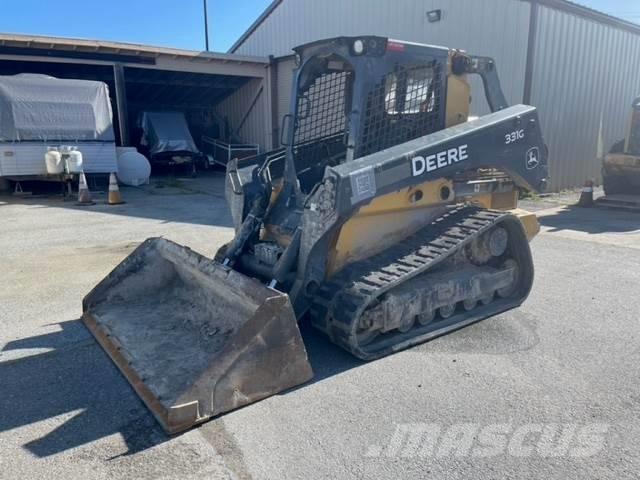 John Deere 331G Schrankladers