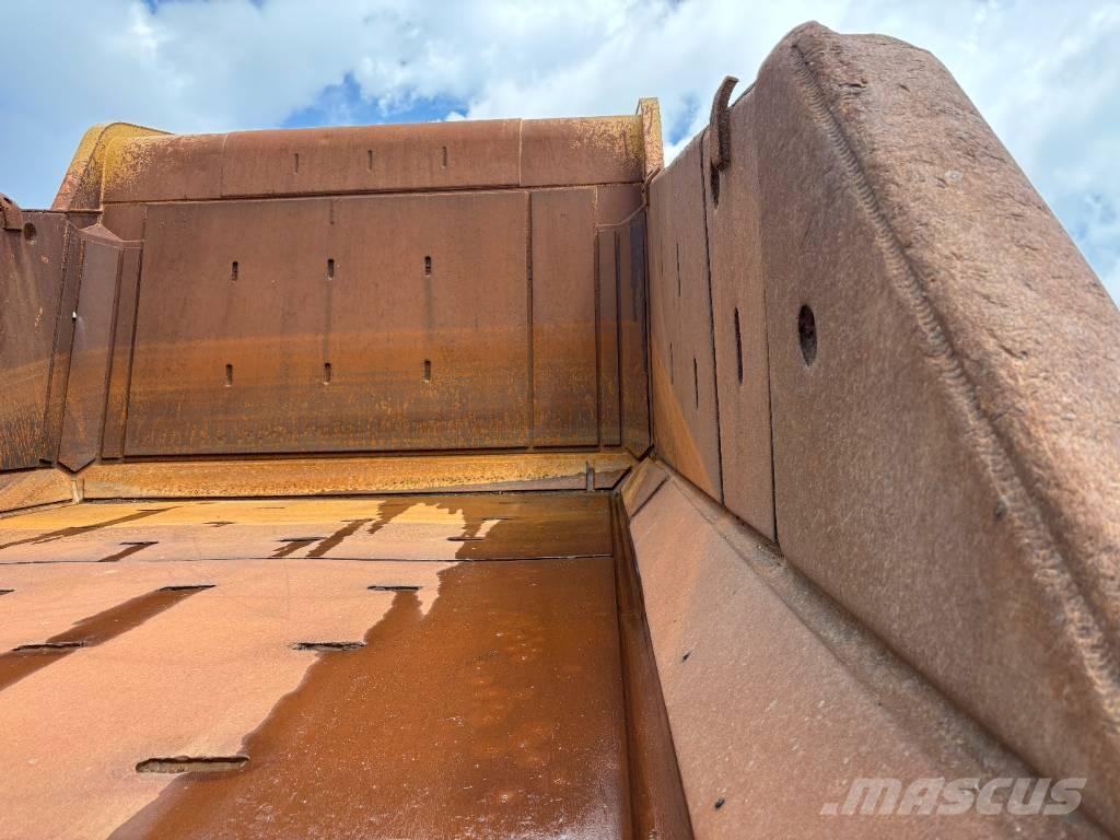 CAT 772G Starre dumptrucks