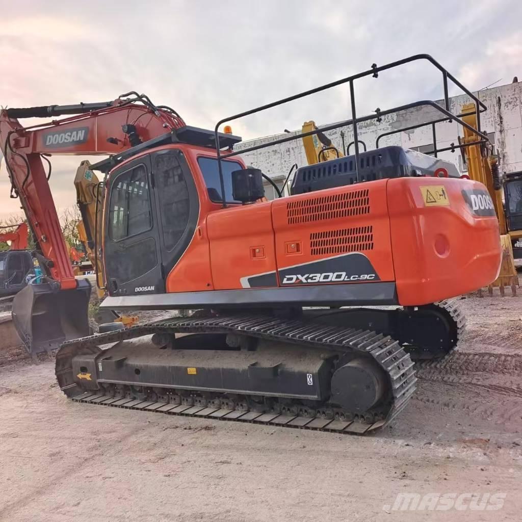 Doosan DX 300 Rupsgraafmachines