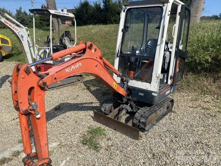 Takeuchi TB 215 R Minigraafmachines < 7t